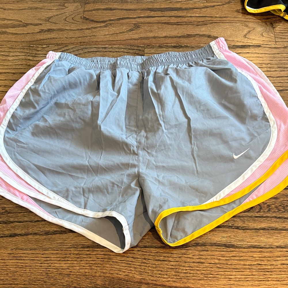 Nike Tempo shorts Livestrong edition